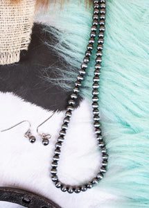Western Pearl Choker Set